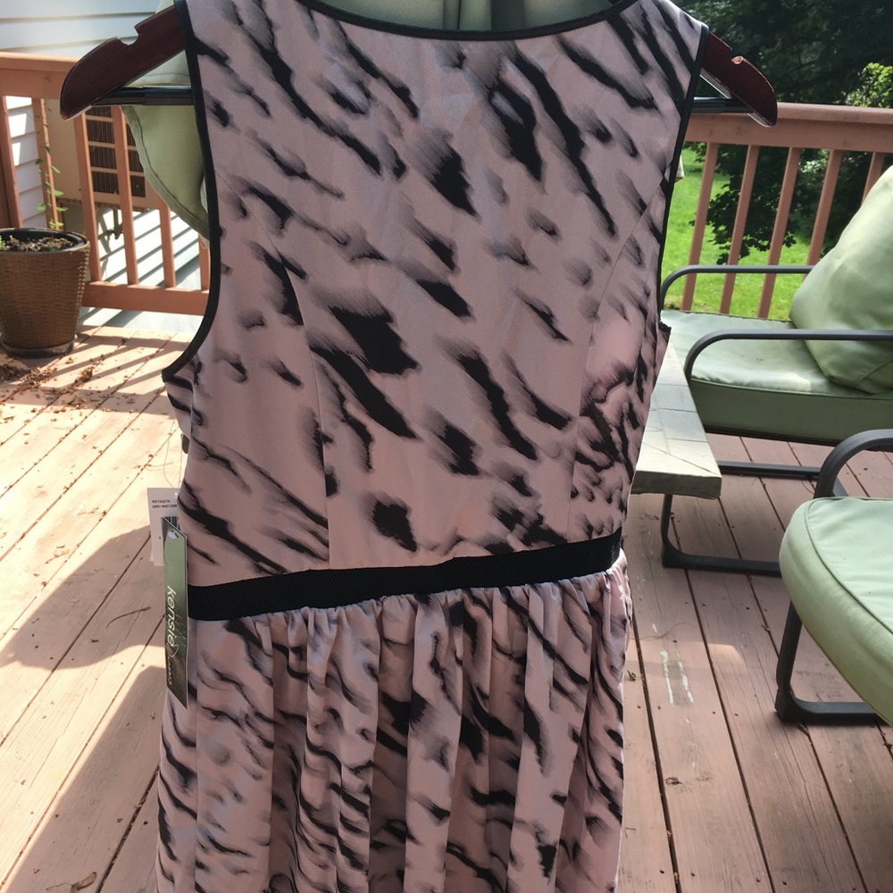 Posh-Is-Fab😱Kensie Cocktail Dress size 8 - Picture 10 of 10