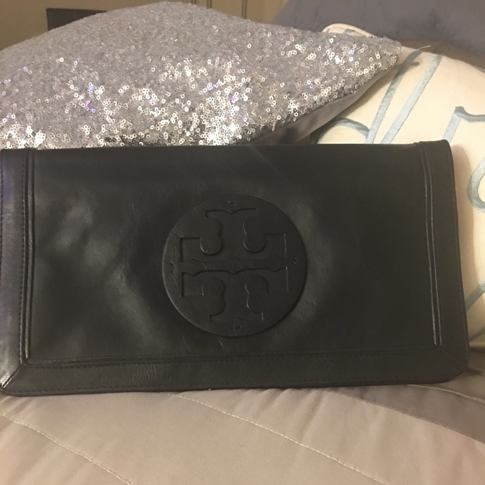 Gently Used Authentic Tory Burch “Reva” bag