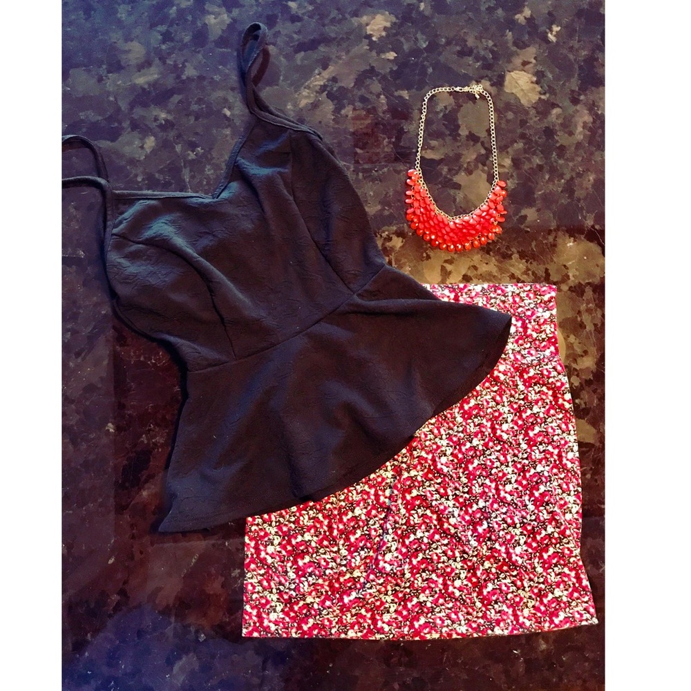 Black Cut Out Back Peplum Top Tank Small