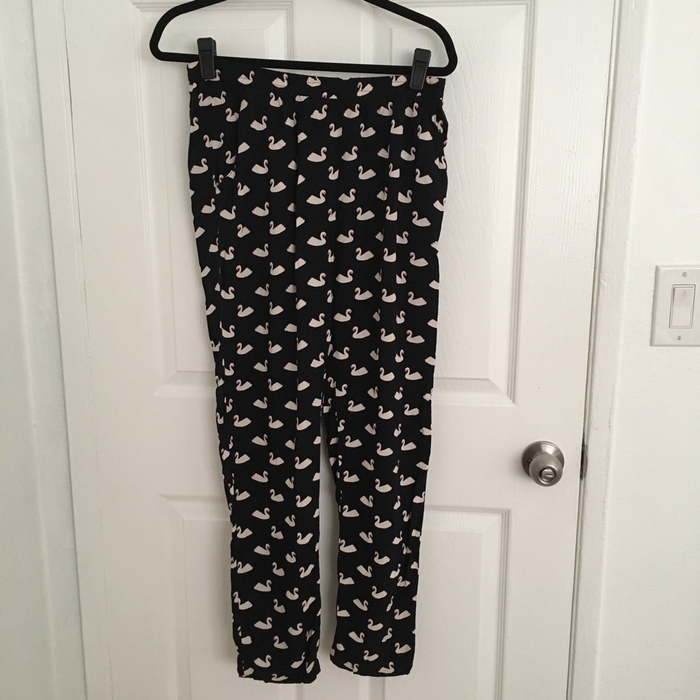 Modcloth Swan pants (size large)