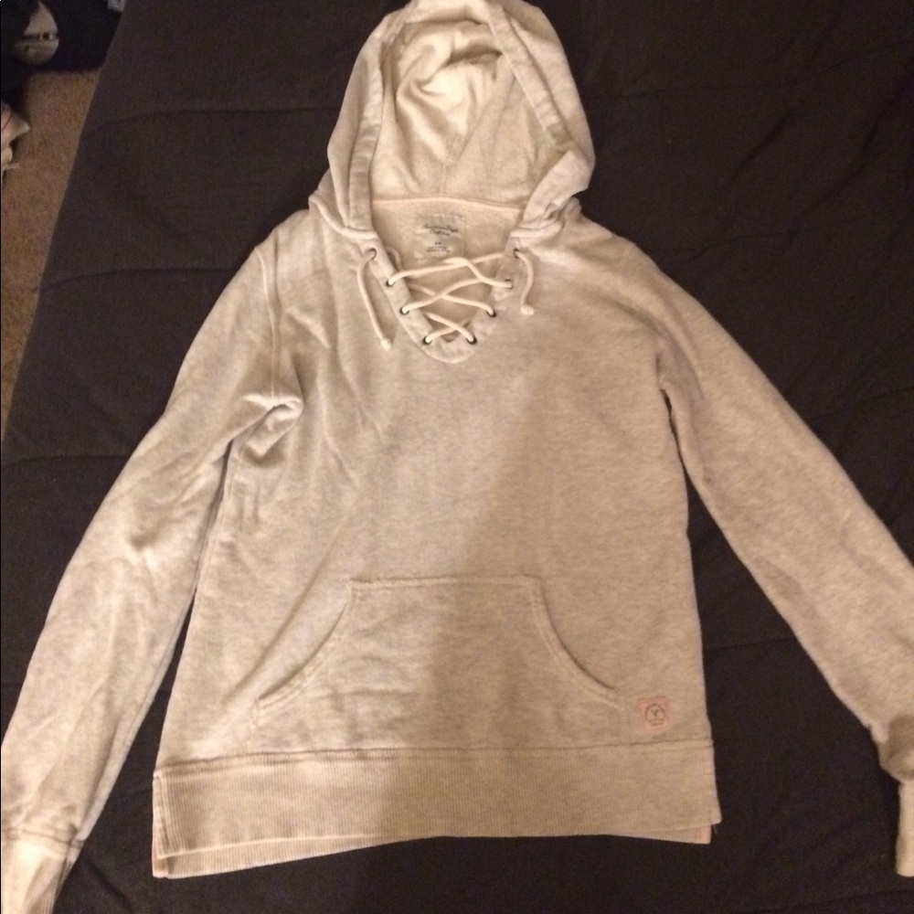size S American Eagle sweatshirt