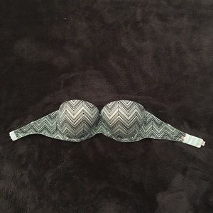 PINK Strapless Push Up Bra