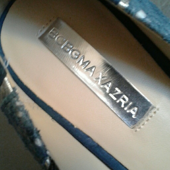 Shoes - Picture 6 of 8