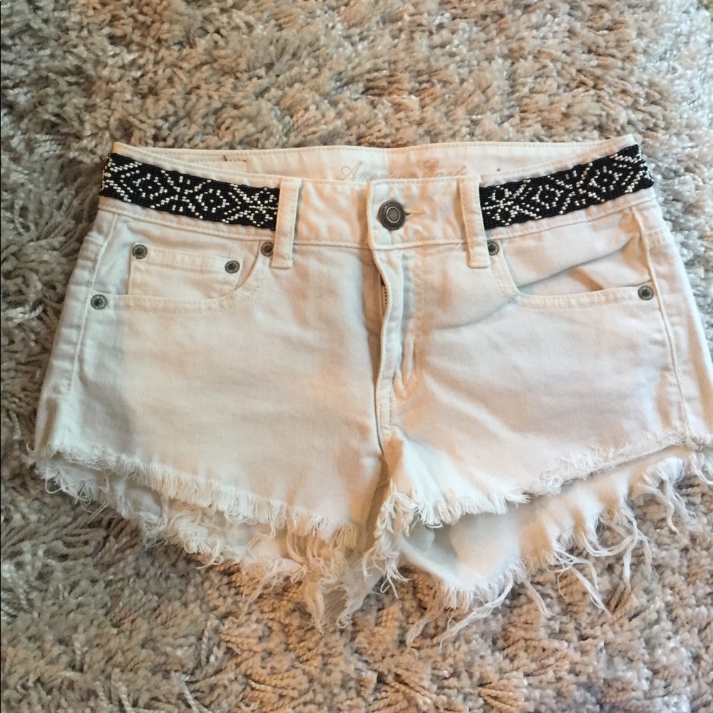 American Eagle White Denim Shorts w/Beading