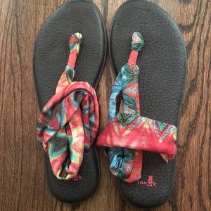 SANUK flip flops