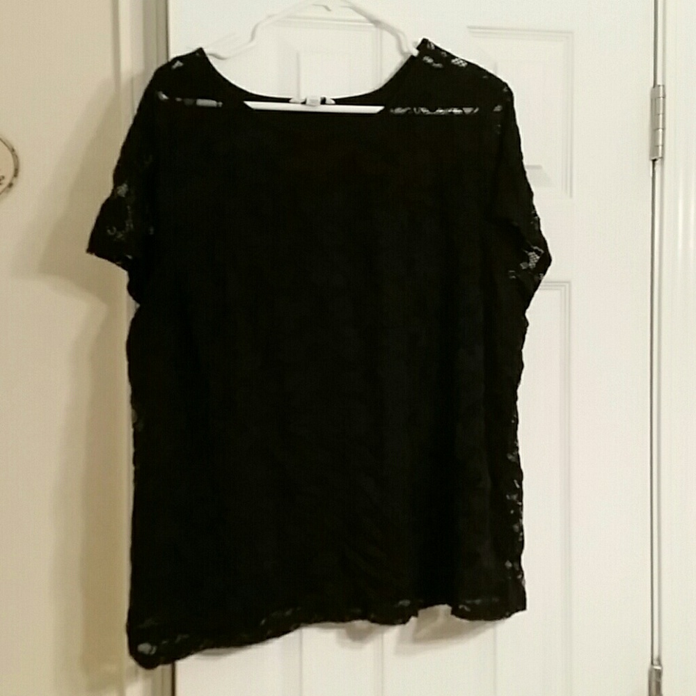 Black lace 2x women's top