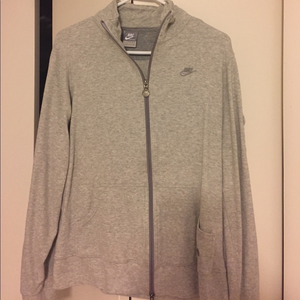 Nike women’s zip up jacket