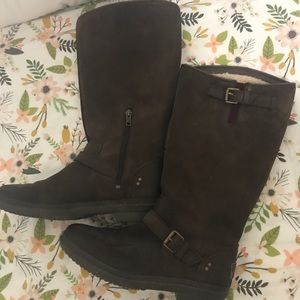 Lined Ugg boots