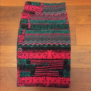 Gorgeous LuLaRoe Cassie