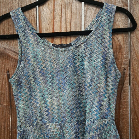 Woman top - Picture 3 of 4