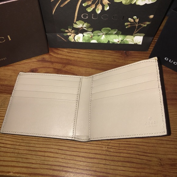 Gucci Wallet, Python Skin, OG everything, Receipt - Picture 4 of 6