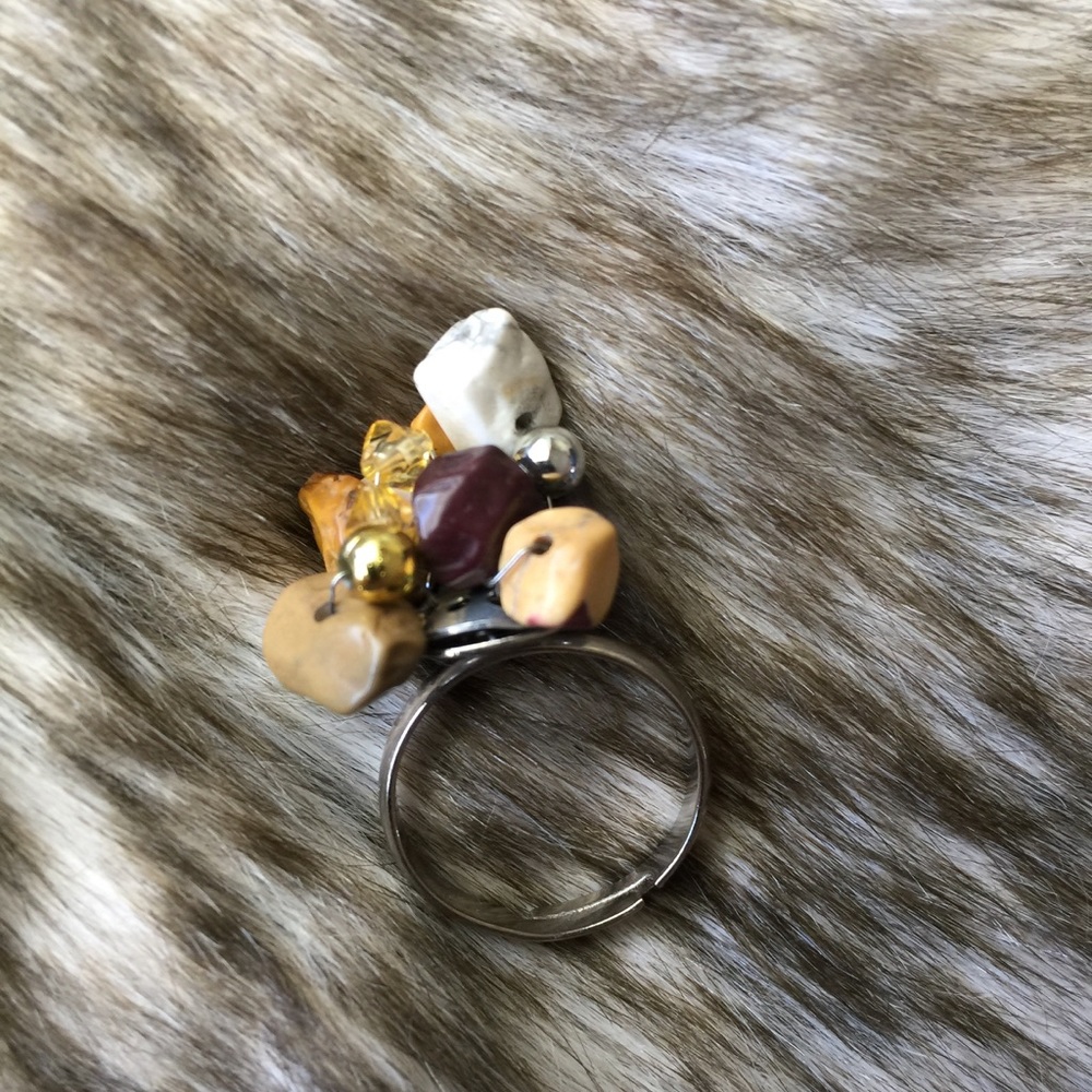 Grace Kelly natural rock ring