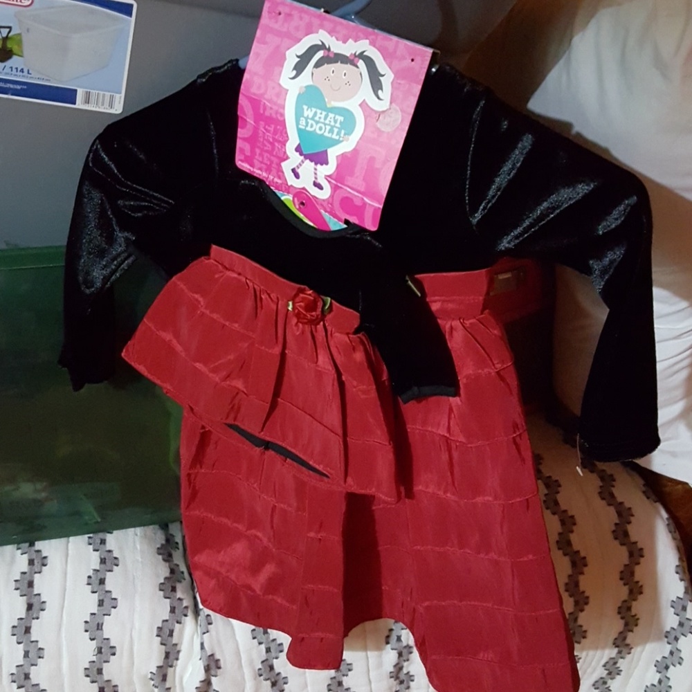 Toddler girls Holiday dress w/ doll dress
