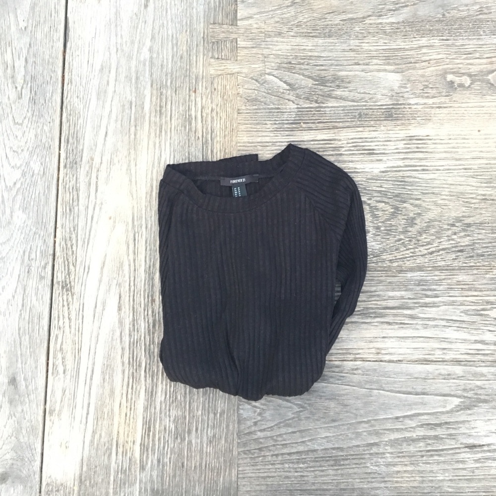 Forever 21 Black Stripped Crop Top