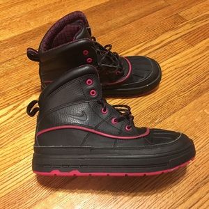 🛍 MAKE OFFER Nike ACG’s youth