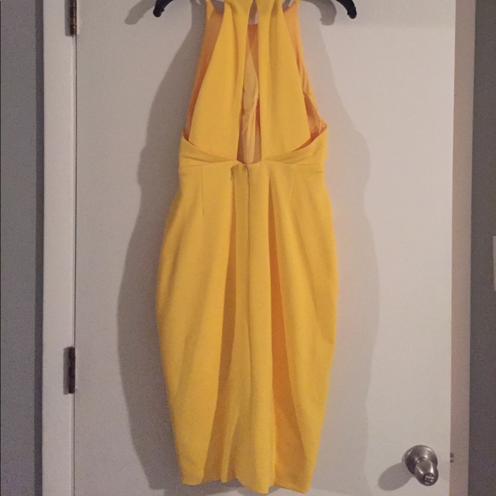 Lavish alice yellow dress. - Picture 2 of 2