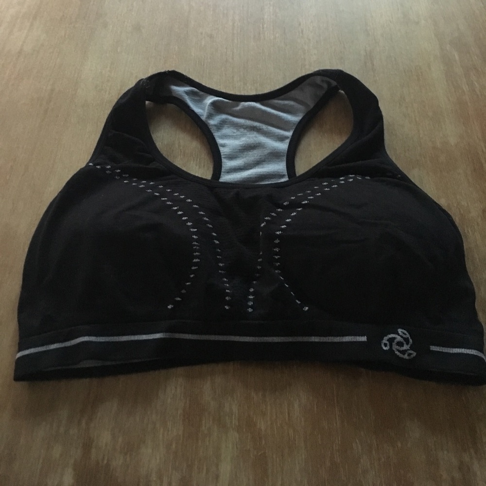 Seamless Sports Bra