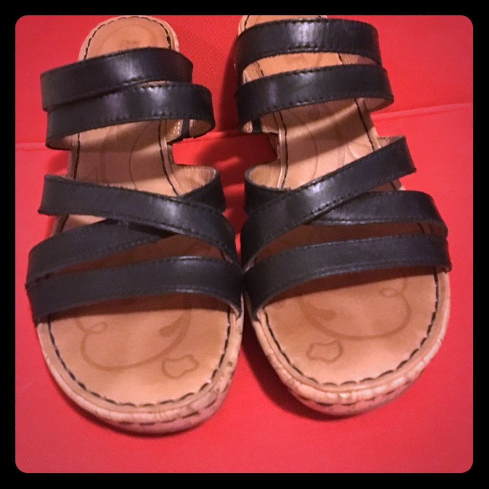 Born sandal wedges
