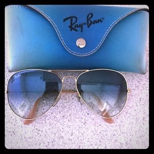Never wear them, great condition, basically new!