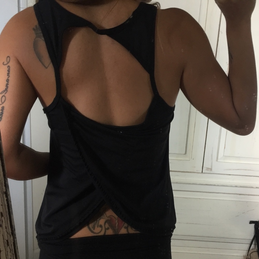 🚫SOLD🚫Cute American Eagle backless workout tank