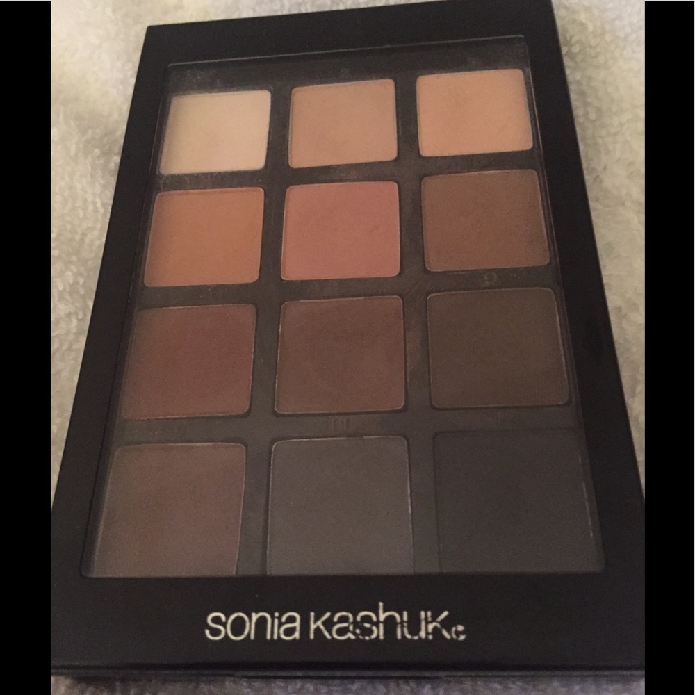 Sonia Kashuk eye shadow
