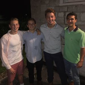 Meet your Posher, Christian