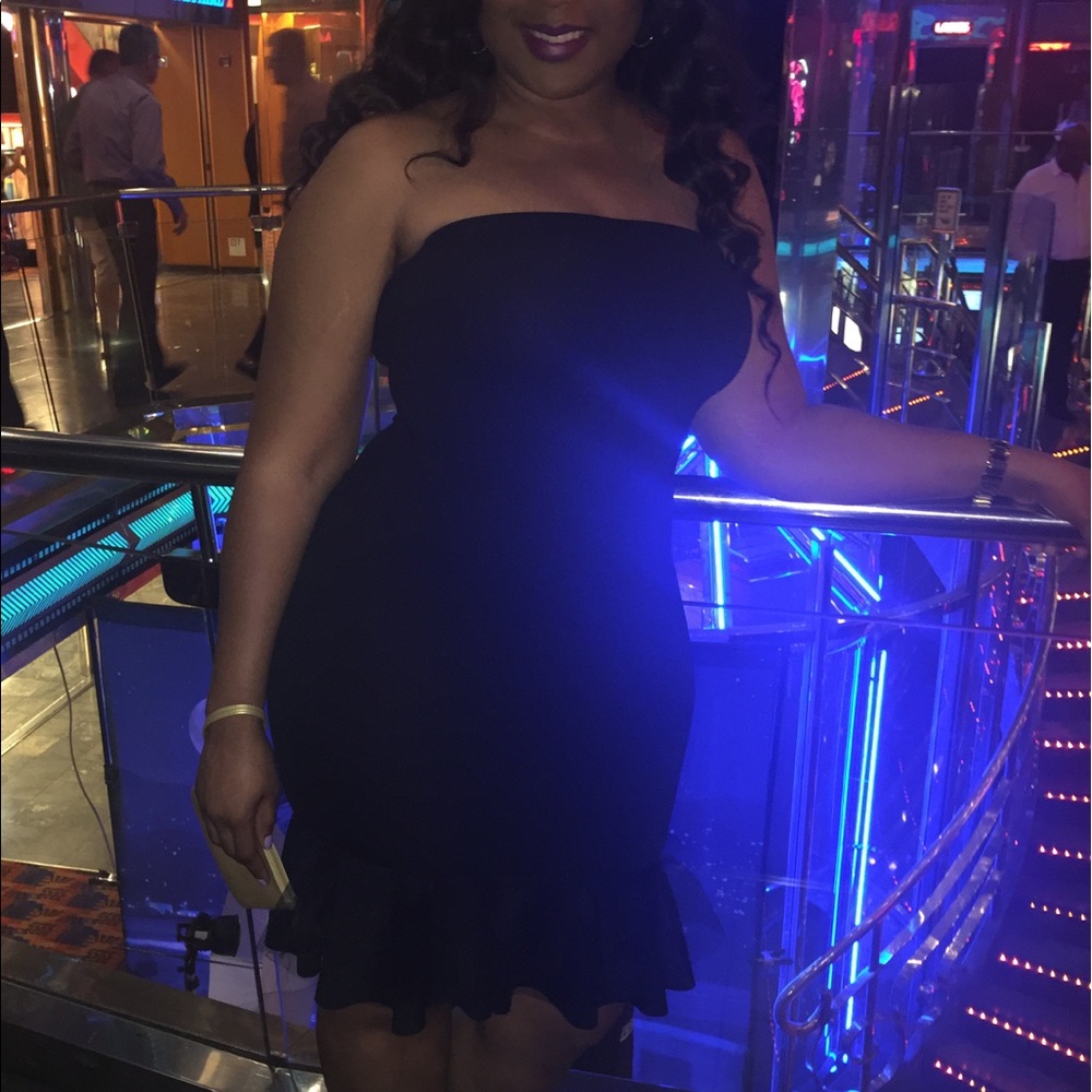 Black Mermaid-Style Midi Cocktail Dress - Large