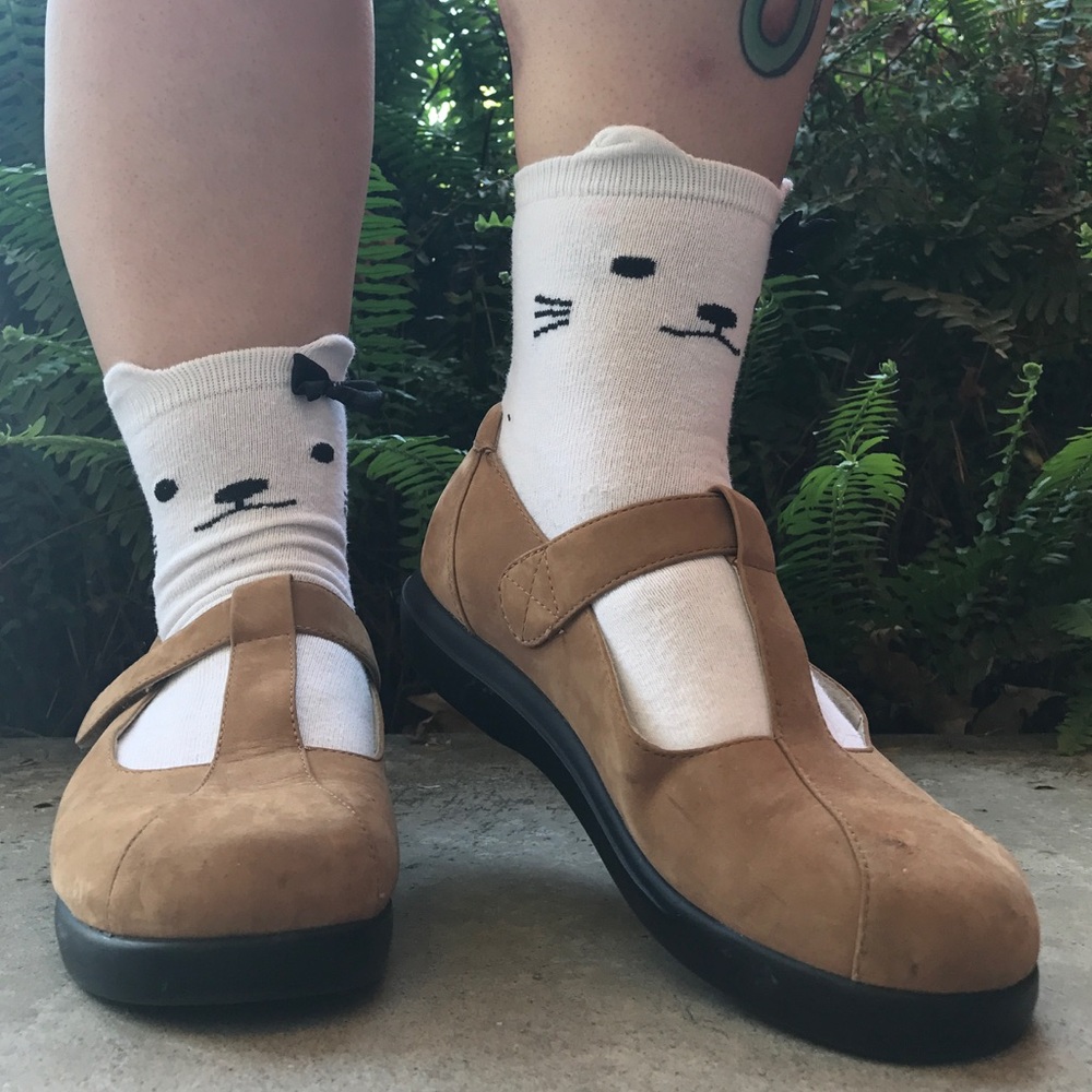 ❌SOLD❌ Tan, Suede Mary Janes