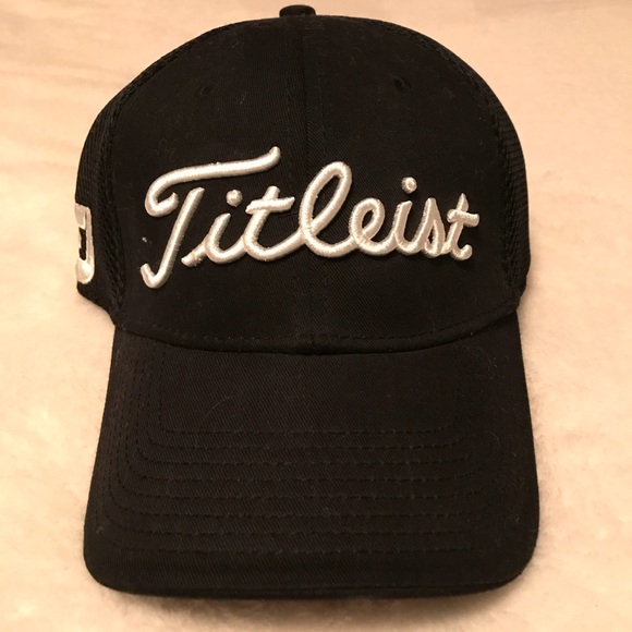 Titleist Fitted Hat Medium/Large - Picture 1 of 4