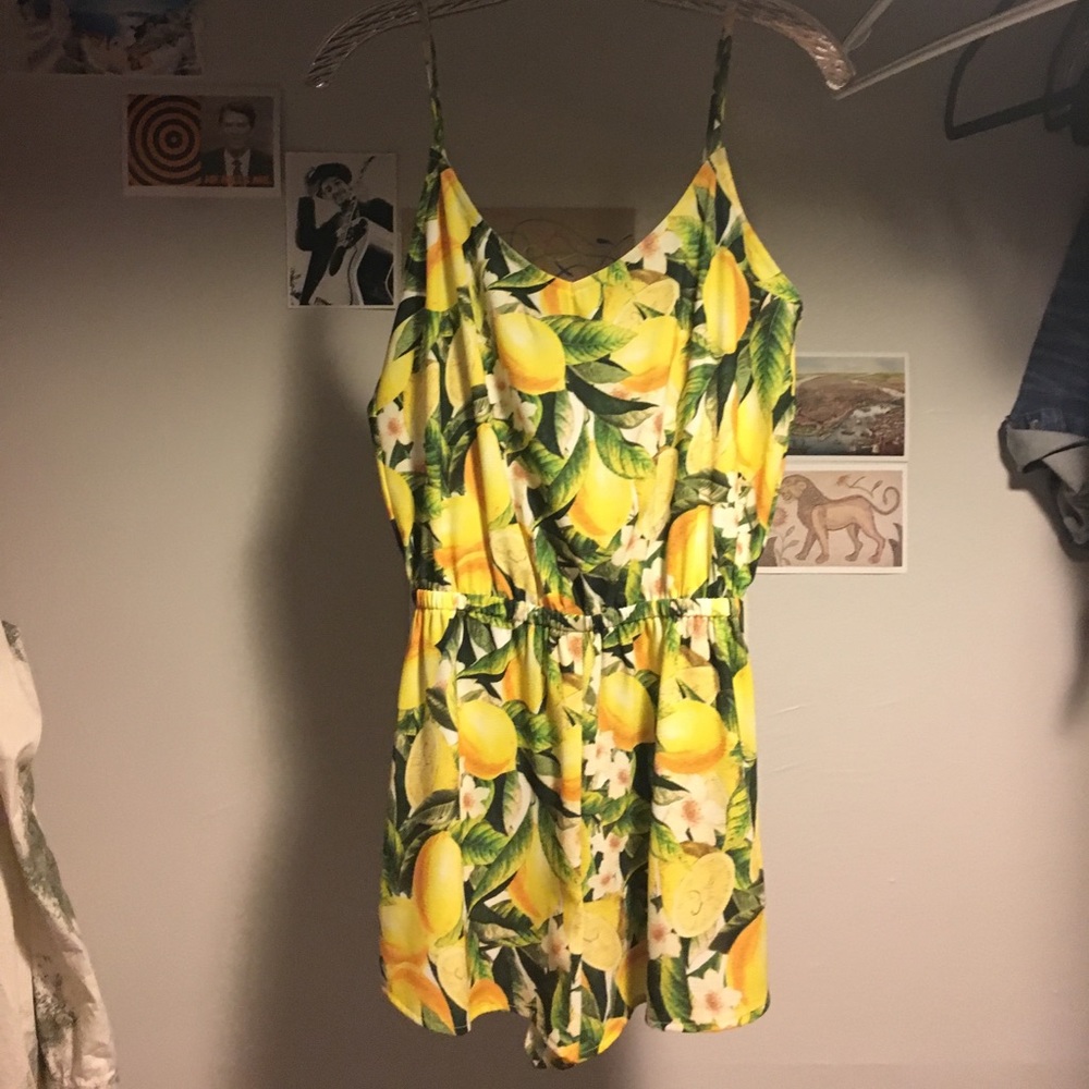 NWT Rorey Lemon Romper by Show Me Your Mumu