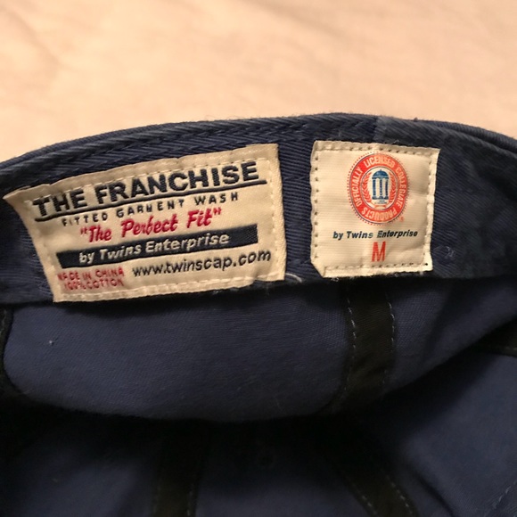 University of Florida Gators Fitted Hat Medium - Picture 3 of 3