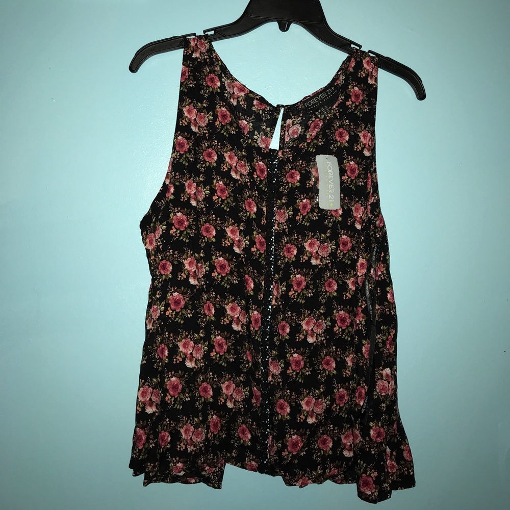 Forever 21 Plus Floral Top Size XL