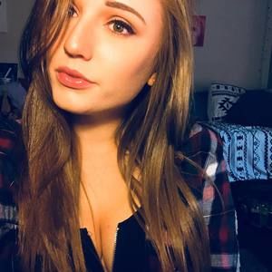 Meet your Posher, Becca