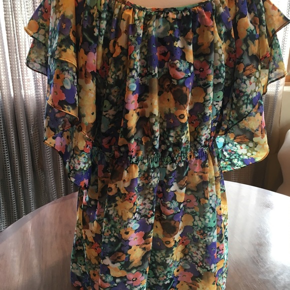 H & M floral tunic blouse with matching necklace - Picture 5 of 7