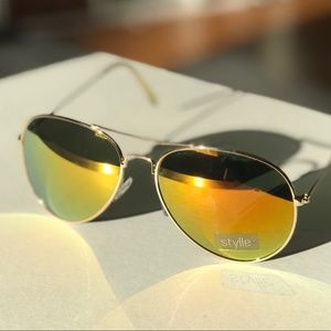 Brand New Yellow Mirrored Aviator Sunglasses