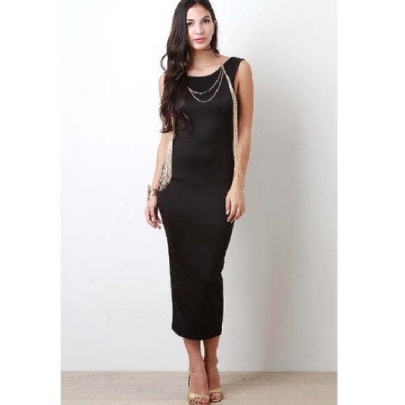 Classy backless black dress - Picture 2 of 5