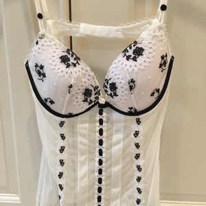 La Perla lace bodice! Never worn!!