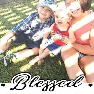 Meet your Posher, Lindsey-ana