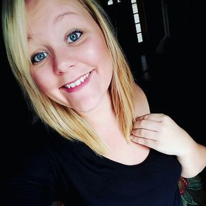 Meet your Posher, Charlee-ann