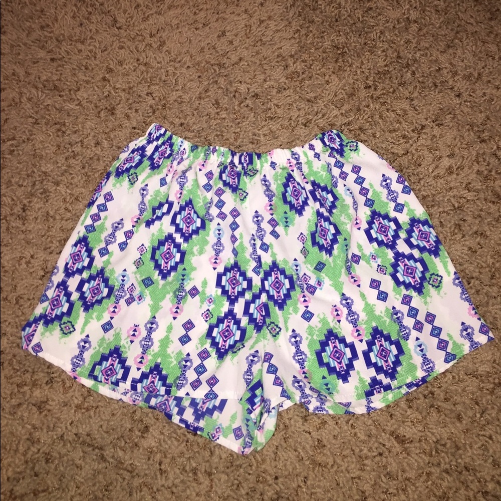 Multicolor Pattern Flowy Shorts