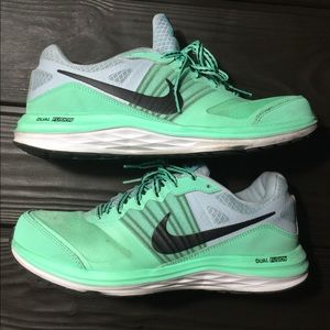 Women’s Nike Dual Fusion X Size 11
