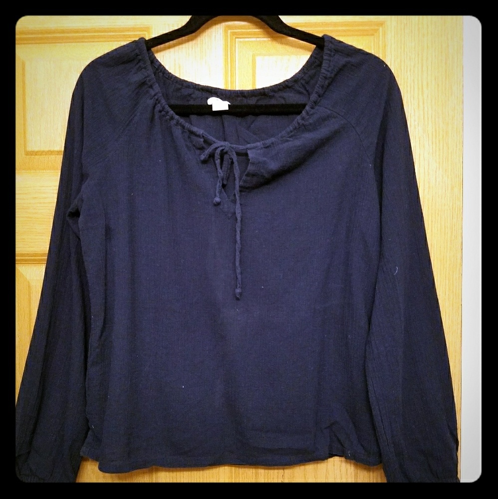 Gap top - Picture 1 of 1