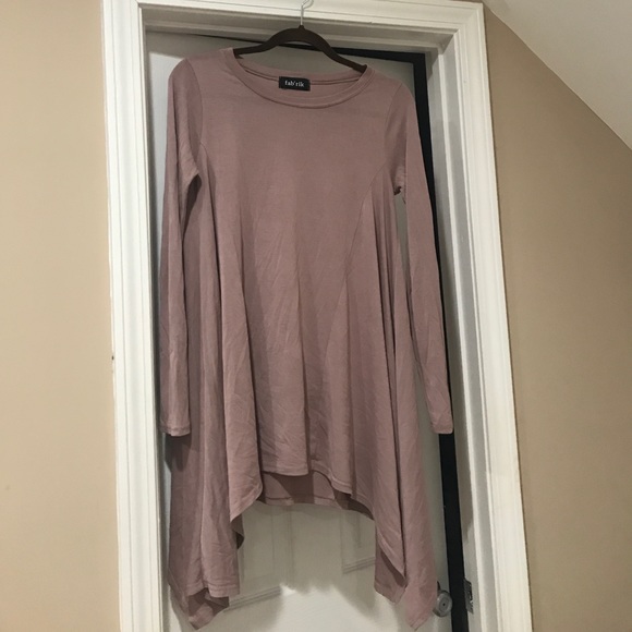 High/low side Dress - Picture 1 of 1