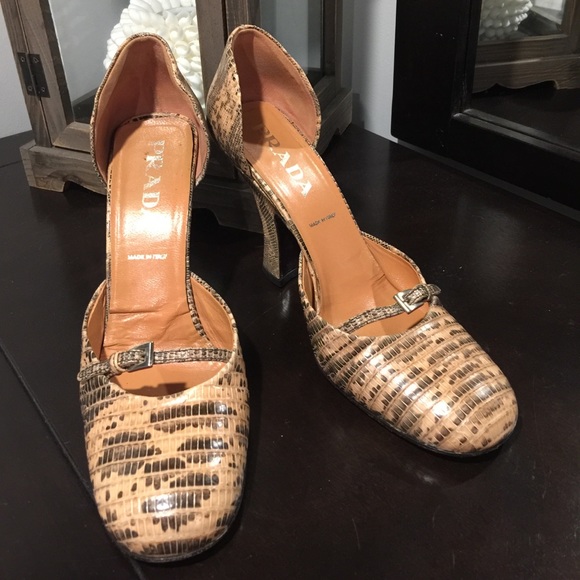 Prada Shoes - Prada Snakeskin Leather Heels Size 39
