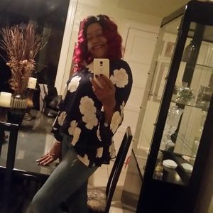 Meet your Posher, Janet