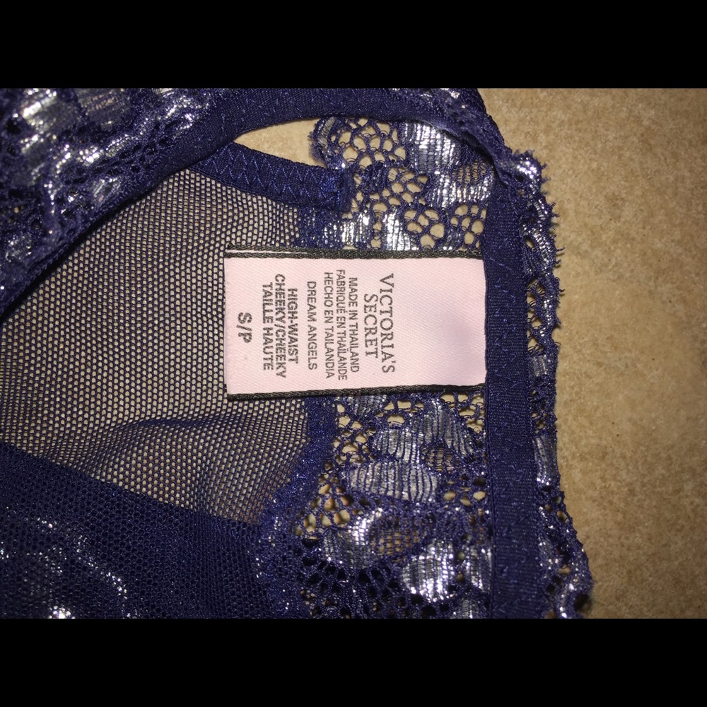 Victoria Secret Set. - Picture 4 of 4