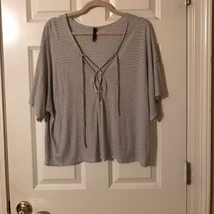 loose fitting striped lace-up tee