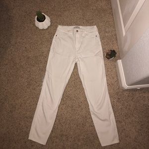 Abercrombie white skinny jeans