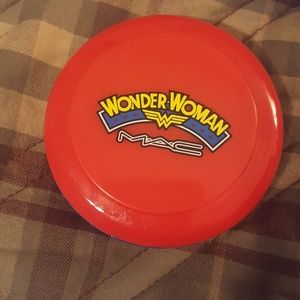 Limited edition Mac Wonder Woman blush