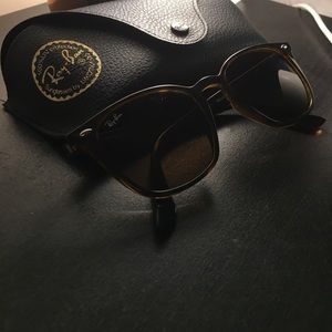 Ray-Ban RB4528 tortoise shell sunglasses